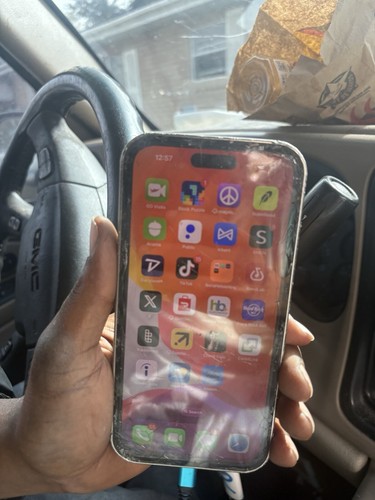 Iphone pro man 500 - 15,