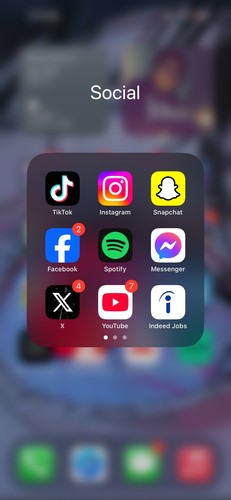 Iphone pro max - 15,