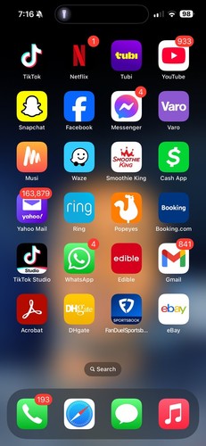Iphone pro max - 15, tok